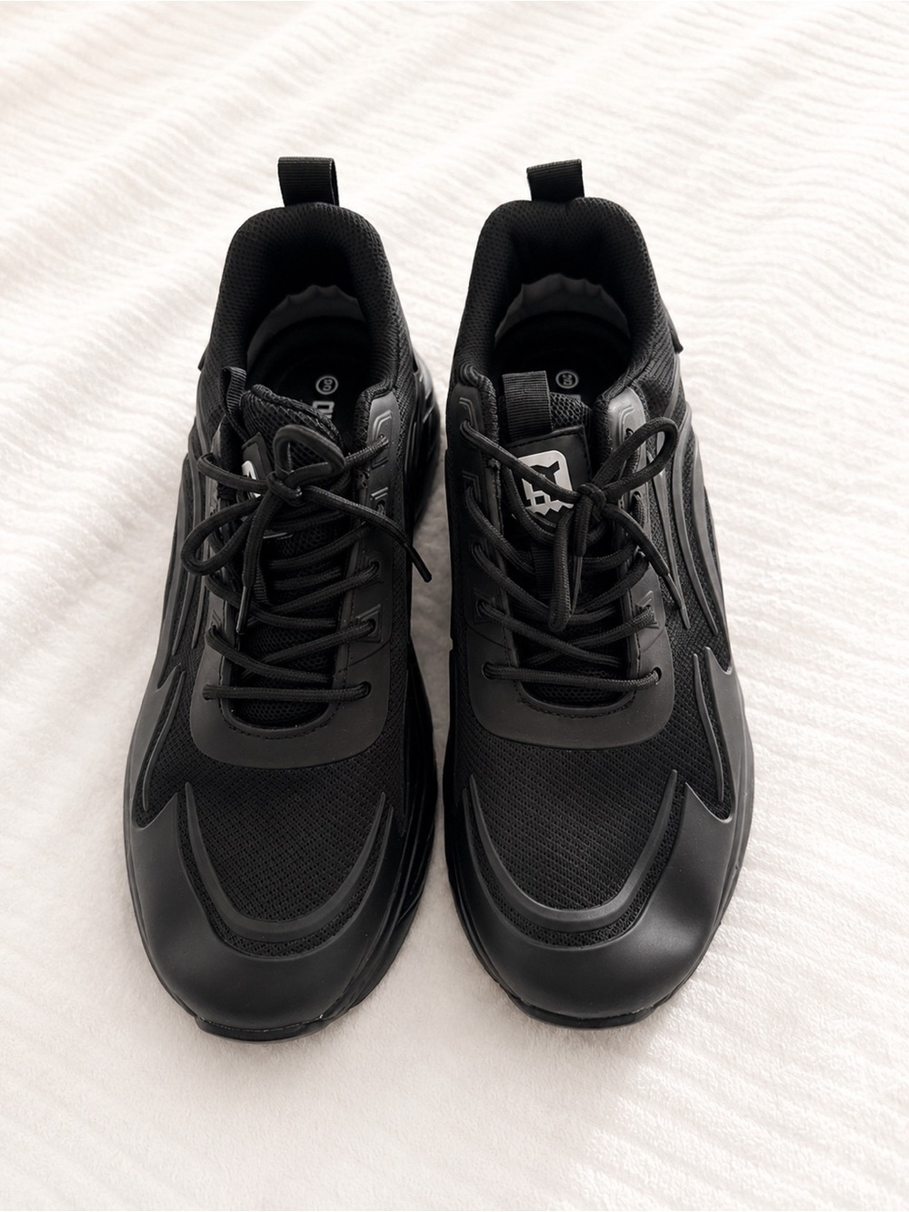 Men's Black Athletic Sneakers - Unbranded